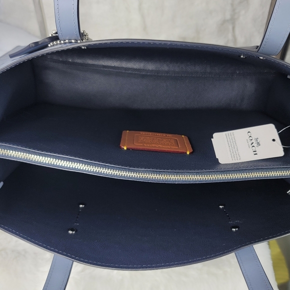 Sold Out - Picture 6 of 15